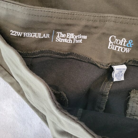 Croft Barrow Women Pants 22W Plus Effortless Stretch Pull On Crop Green SL94E - Picture 7 of 10